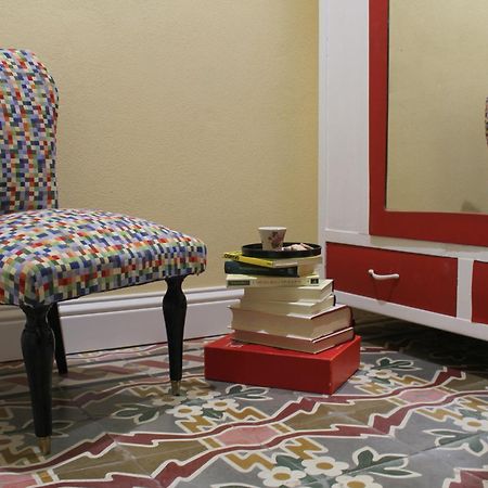 Jacaranda Bed and Breakfast Κάλιαρι Δωμάτιο φωτογραφία